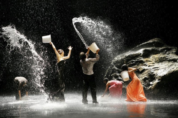 Pina Bausch Vollmond