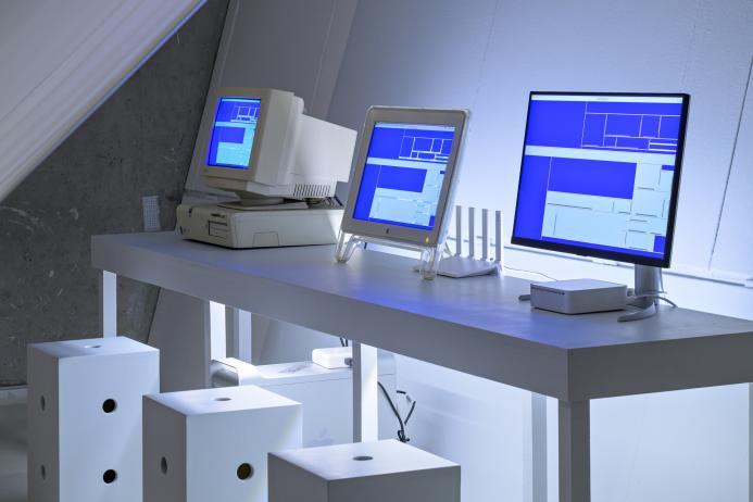 3 iterations of Scrollbar Composition by Jan Robert Leegte